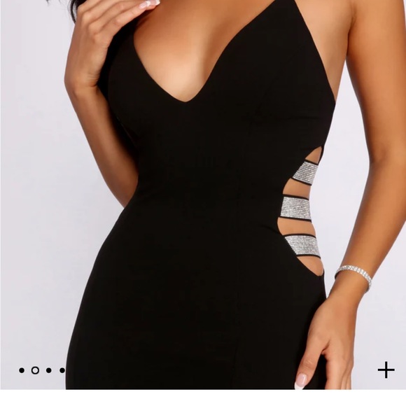 Black cutout homecoming dress - Picture 6 of 7